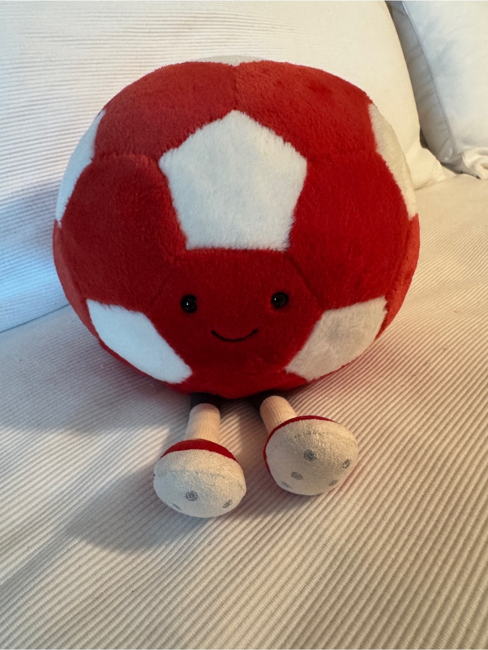 Jellycat Amuseables Canada Soccer Ball – NWT 🇨🇦⚽️